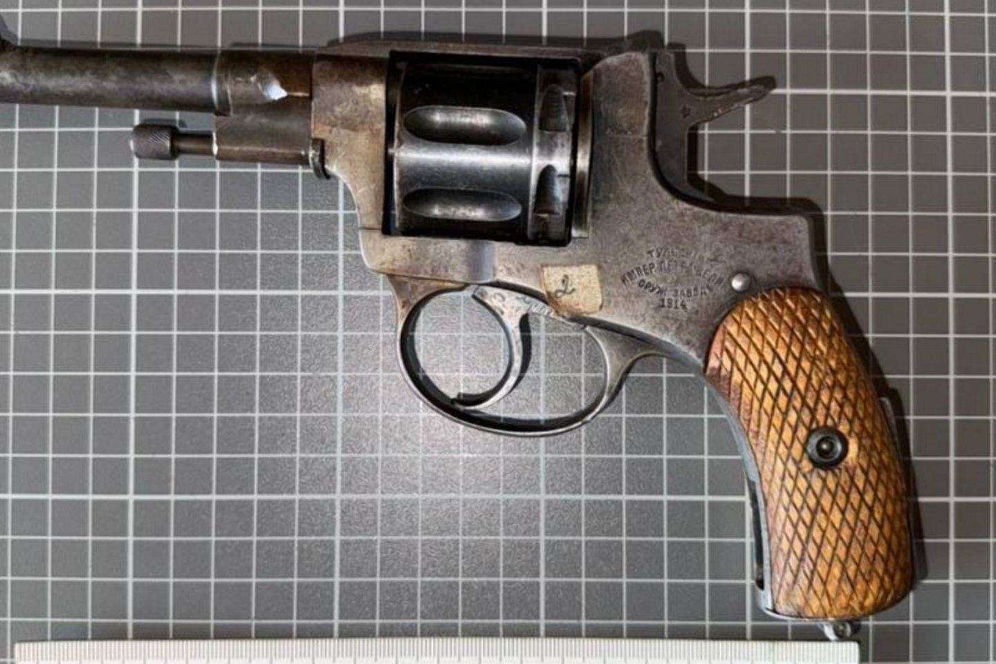Новости Казахстана / Общество в Казахстане / Полицейские нашли револьвер, украденный более 40 лет назад
