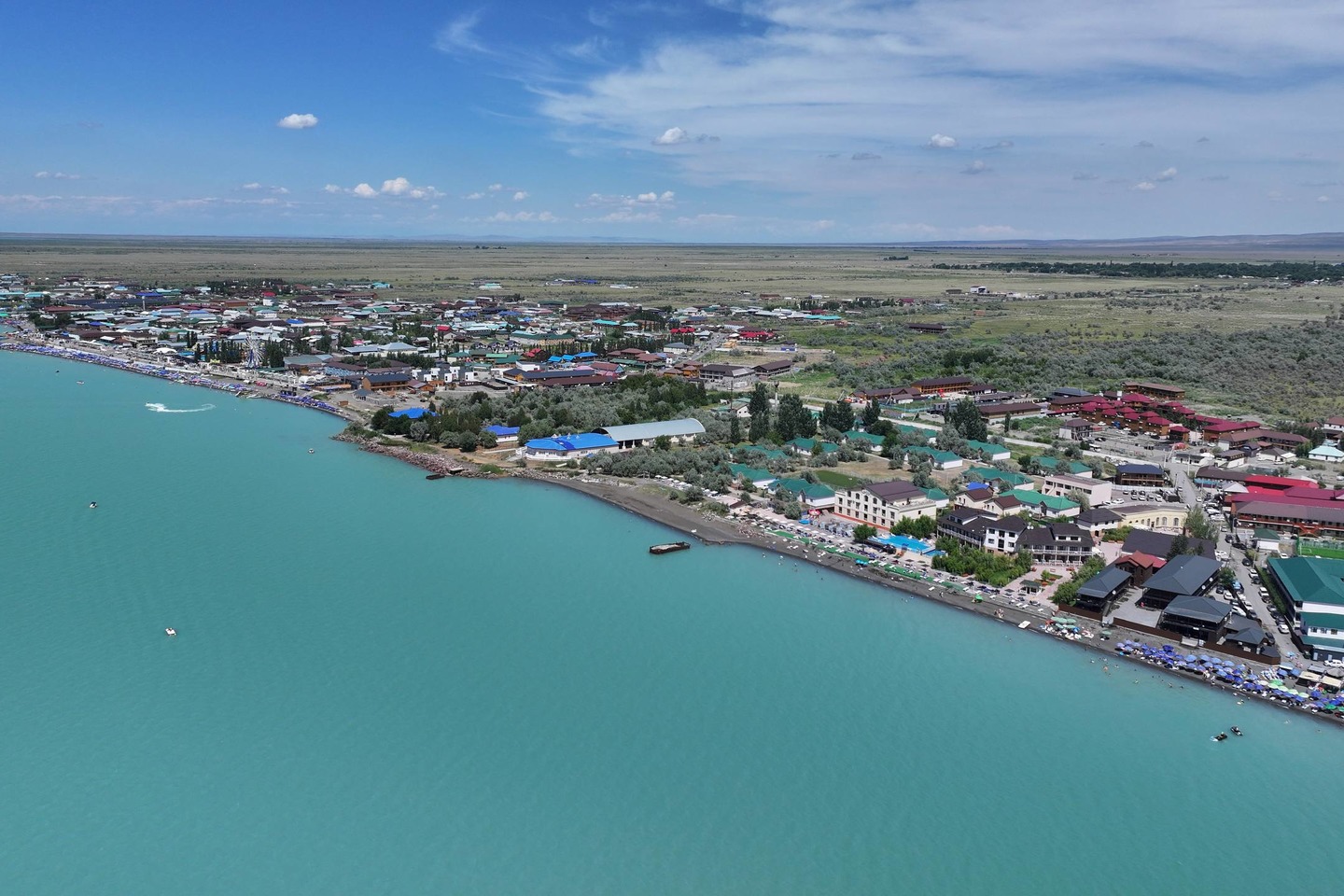 Новости Казахстана / Алакөлде жол жөнделіп, қоғамдық көлік қатынайды