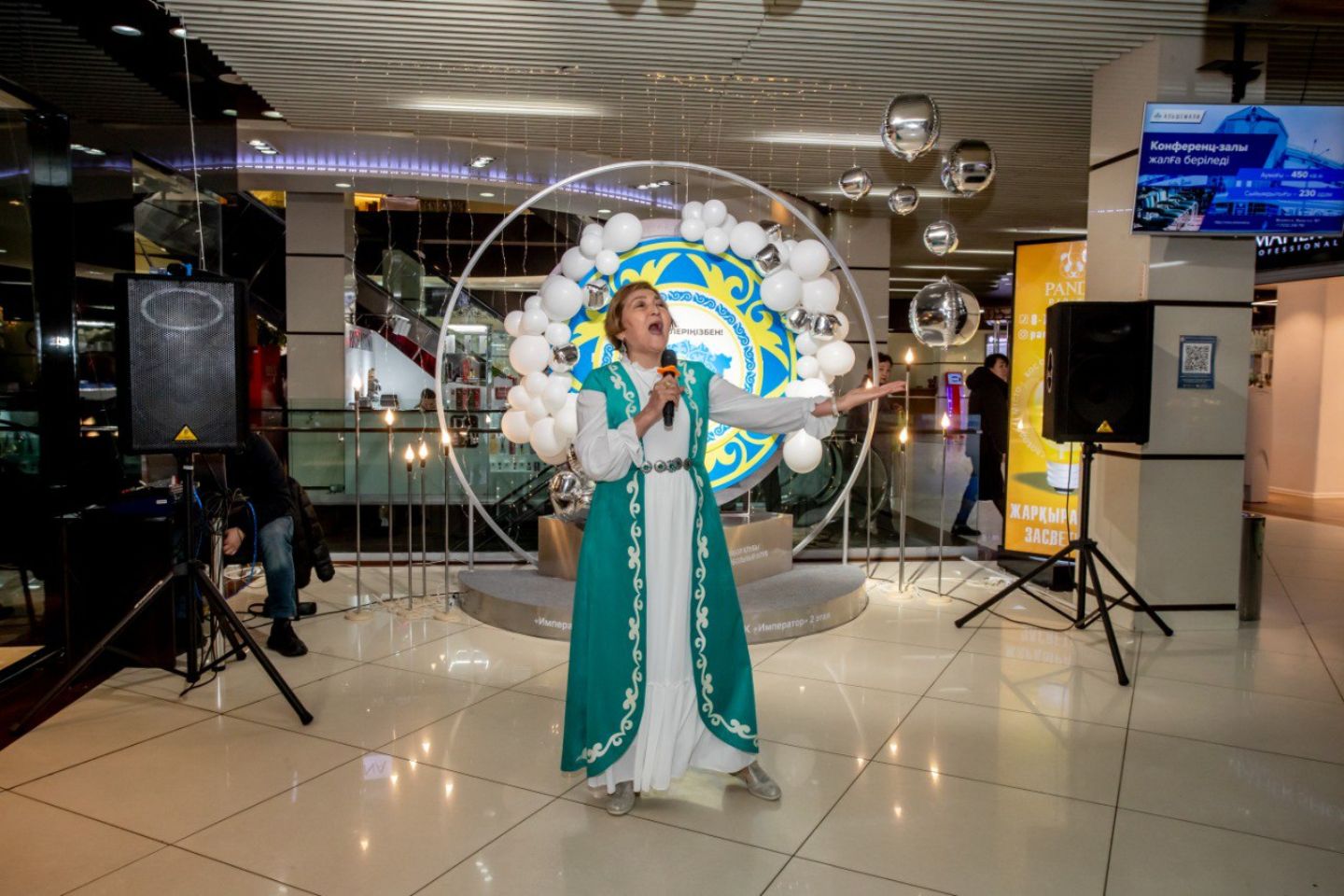 Усть-Каменогорск и ВКО / Усть-Каменогорск / 22 марта посетителей ТК "Император", "Альшемали" и "Гостиный двор" ждут сюрпризы