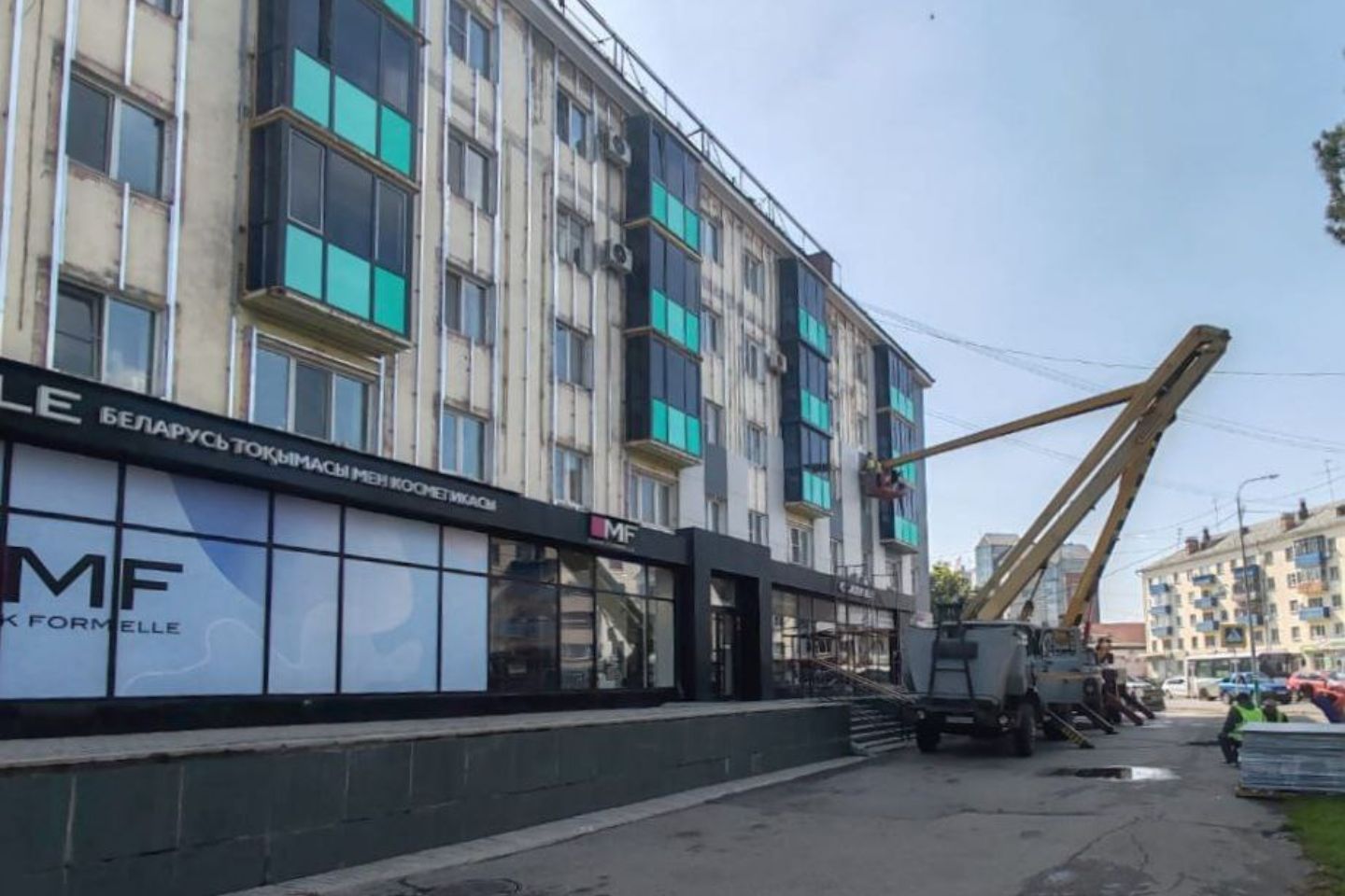 Усть-Каменогорск и ВКО / Усть-Каменогорск / Фасады некоторых домов обновят в Усть-Каменогорске в этом году