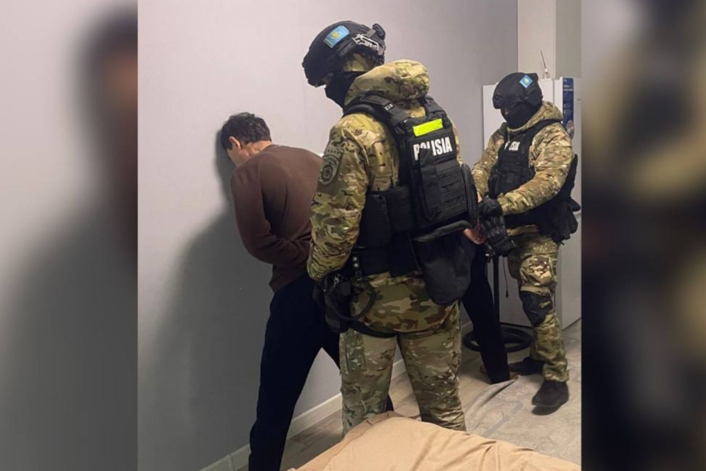 Новости Казахстана / Связали и вынесли ценности: детали разбоя на 30 млн тенге в Алматы