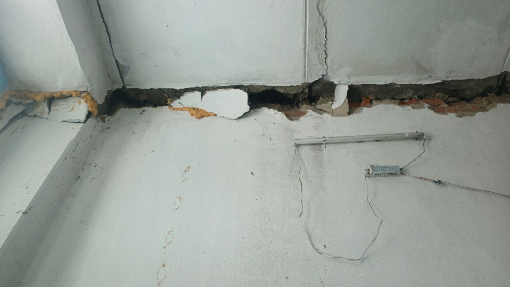 в доме проживать нельзя в доме проживать нельзя