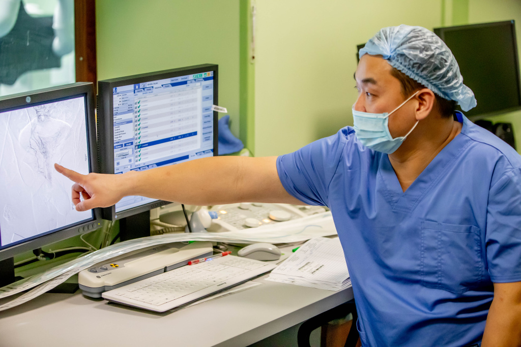 Евгений Мун Евгений Мун