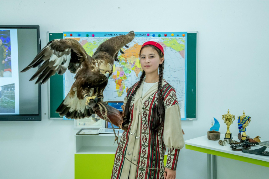 Айзере Маркс