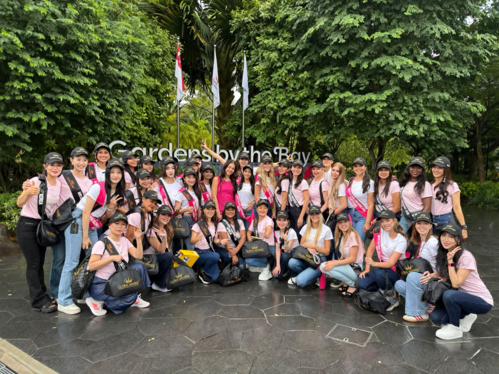 Летают женщины за свой счет,