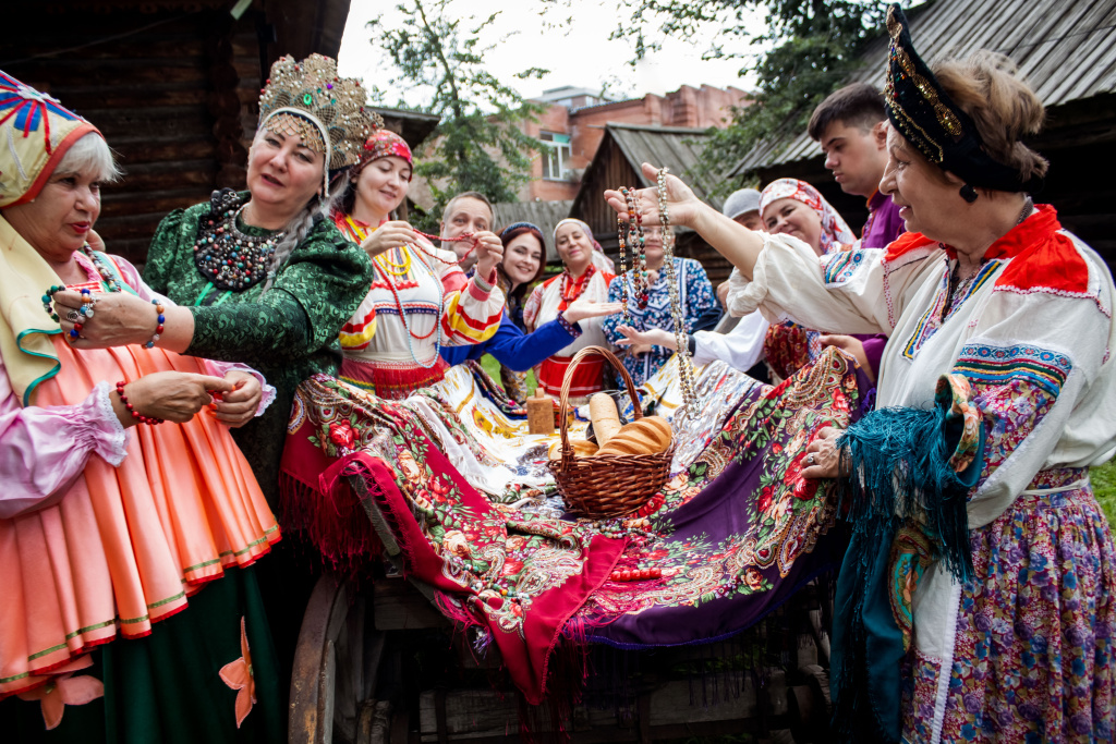 Славянские розыгрыши Славянские розыгрыши