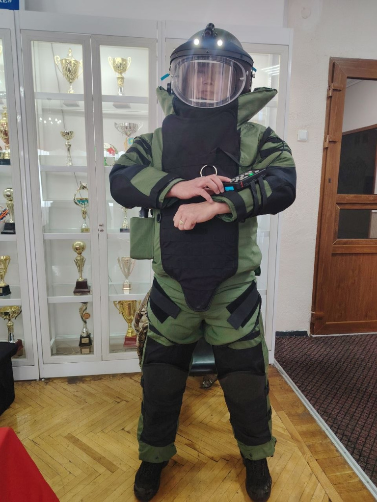 взрывозащитный костюм