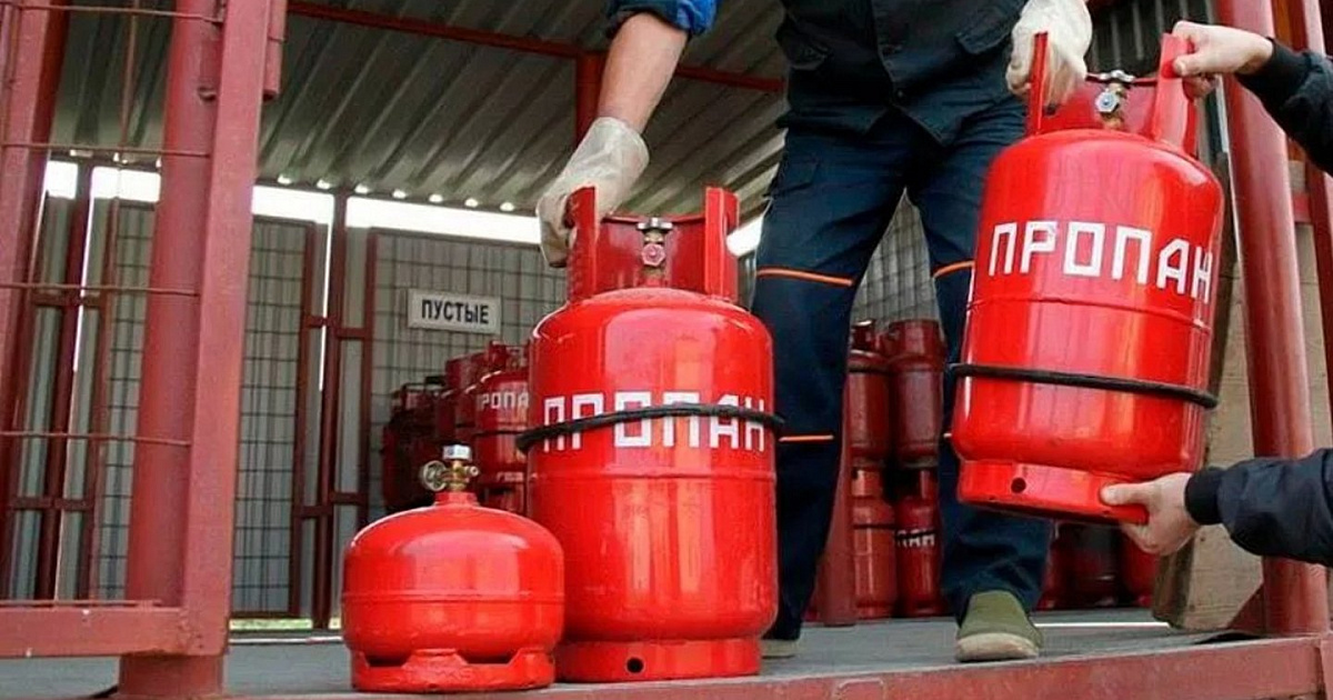 баллон с газом. газовый баллон на азс. баллон пропан 40л. баллон углекислотный 20 литров габариты. баллоны в хабаровске.