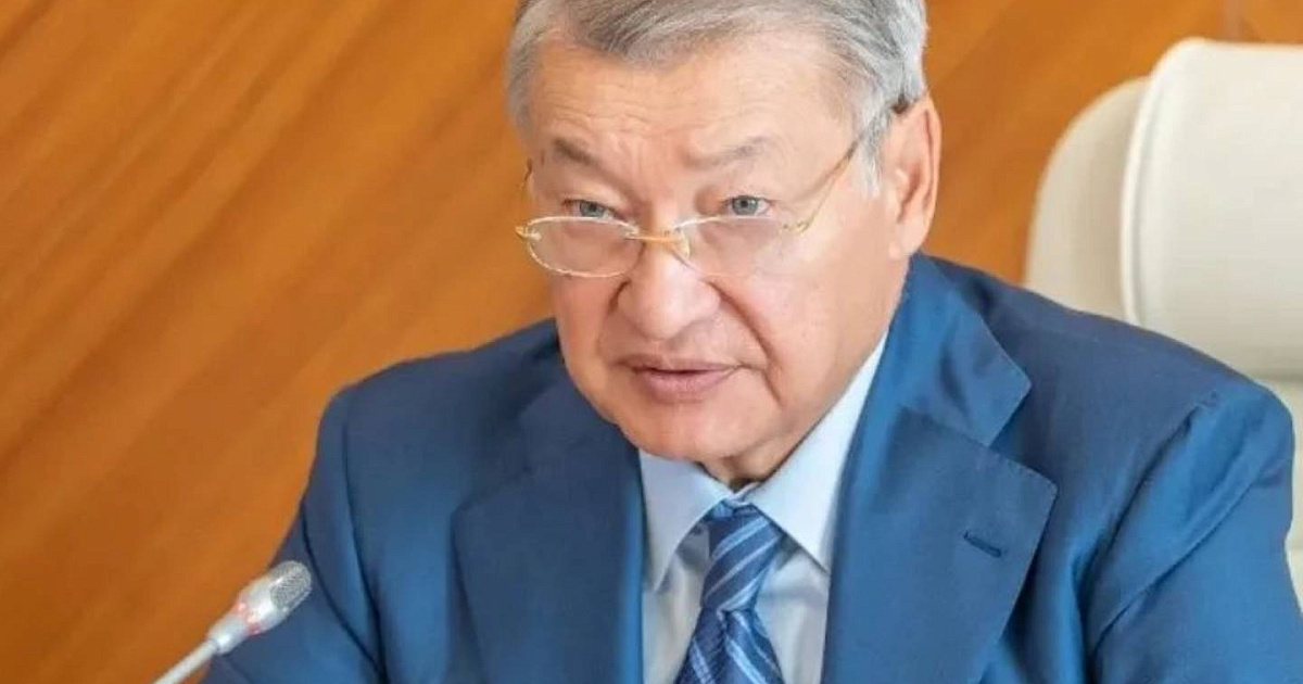 Гранты акима вко. Ахметов даниал кенжетаевич биография. Гранты акима вко. Гранты акима вко. Сайт акима вко.