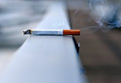 Исследование: курение влияет на накопление висцерального жира в организме