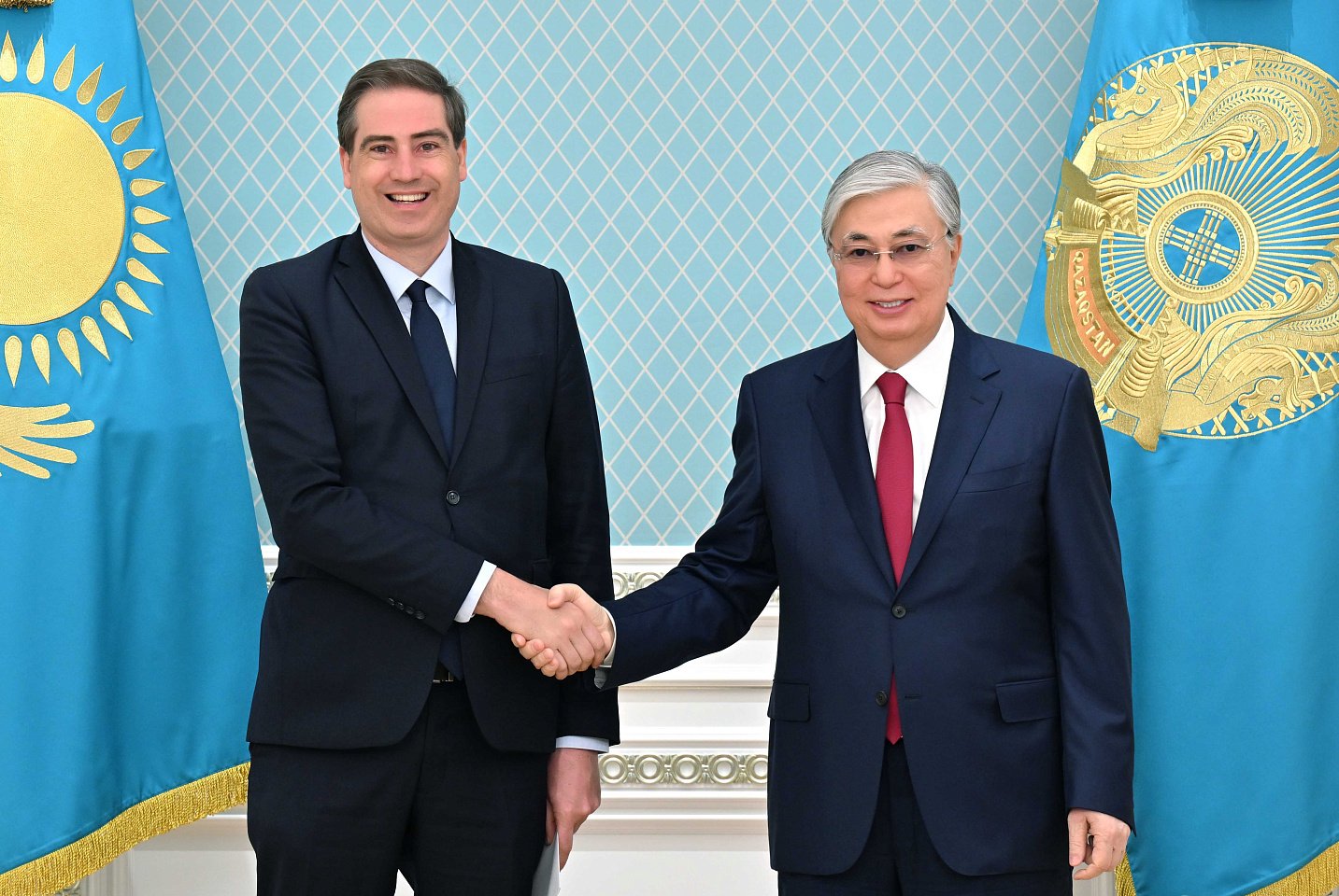 Новости мира / Политика в мире / Разностороннее сотрудничество: шесть документов подписали Казахстан и Франция