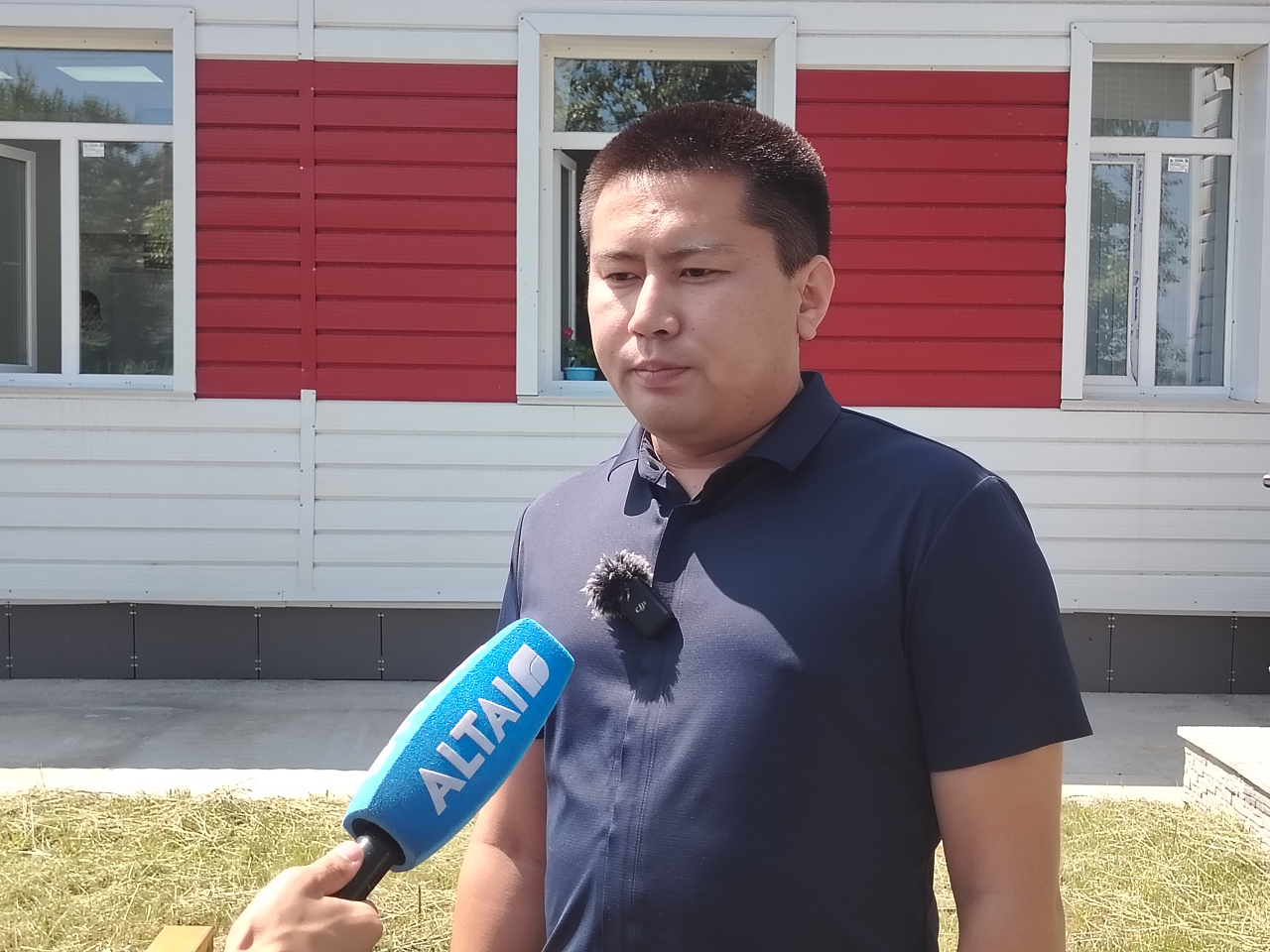 Новости мира / Политика в мире / Трамп начал готовить стену на границе с Мексикой