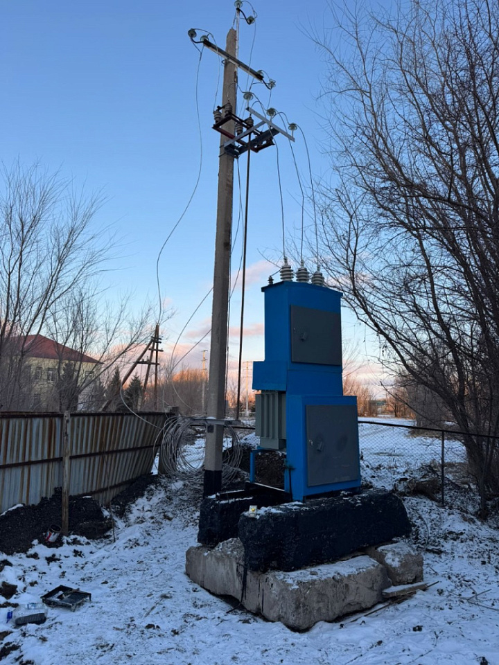 Усть-Каменогорск и ВКО / Инспекторы ДЧС ВКО раздают автомобильные ароматизаторы